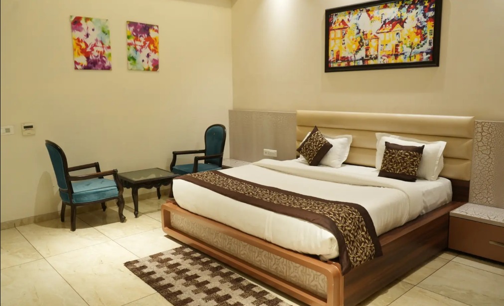 WhatsApp Image 2025-07-12 at 2.04.18 PM